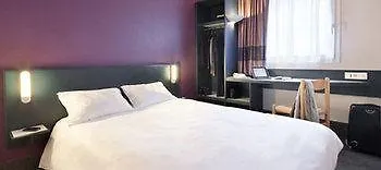 穆兰酒店 酒店
