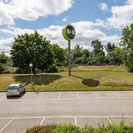 Moulins Ξενοδοχείο 2*