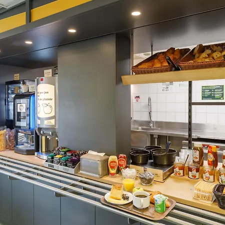 Moulins Ξενοδοχείο