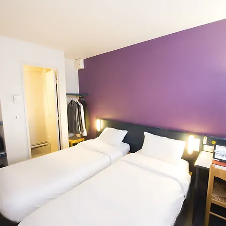 Moulins Ξενοδοχείο